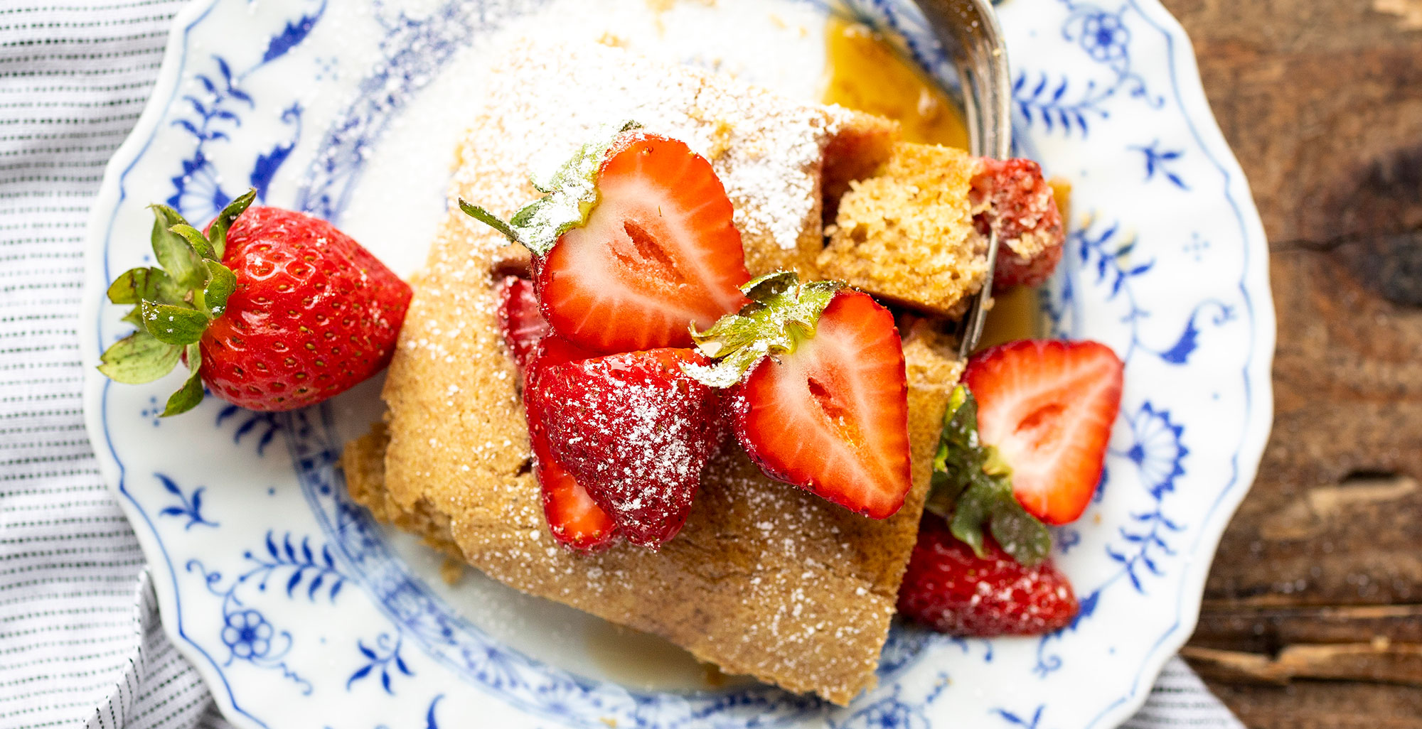 Dairy-Free Strawberry Sheet-Pan Pancakes | Pacific Foods® Recipes